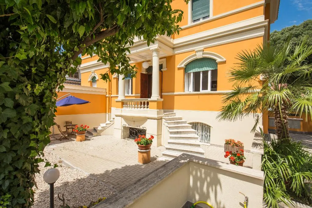 Lobby, Relais La Torretta, Naples