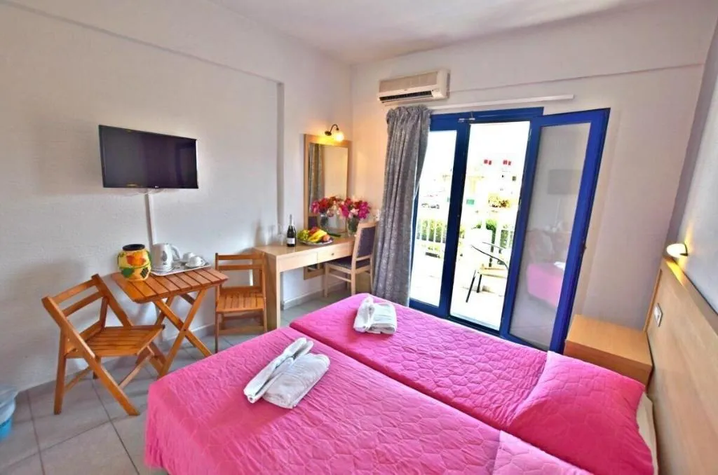 Room, Sergiani Apartments, Crete