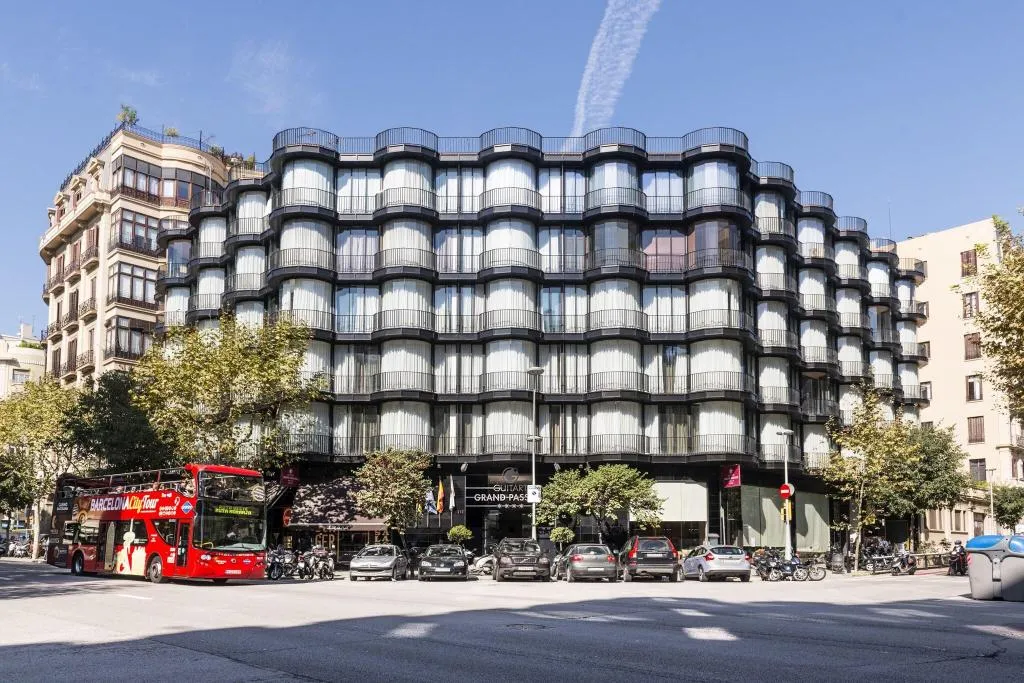 General view, Guitart Grand Passage, Barcelona