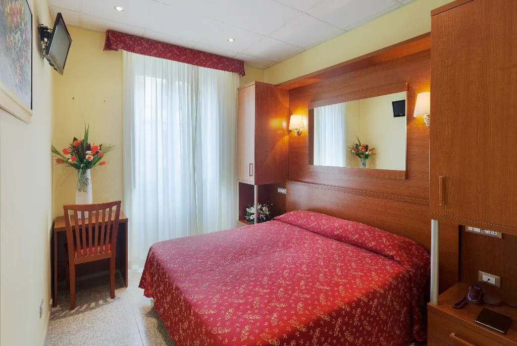 Double or Twin STANDARD Room, Oriente, Rome