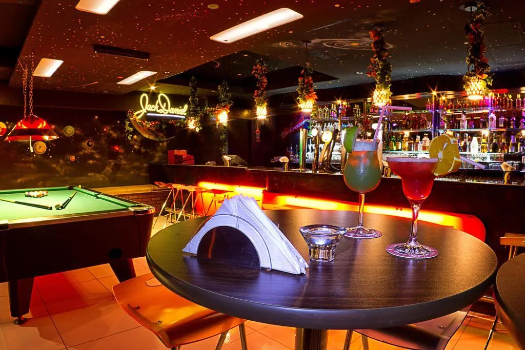 Restaurant, Avenue Hotel, Dubai