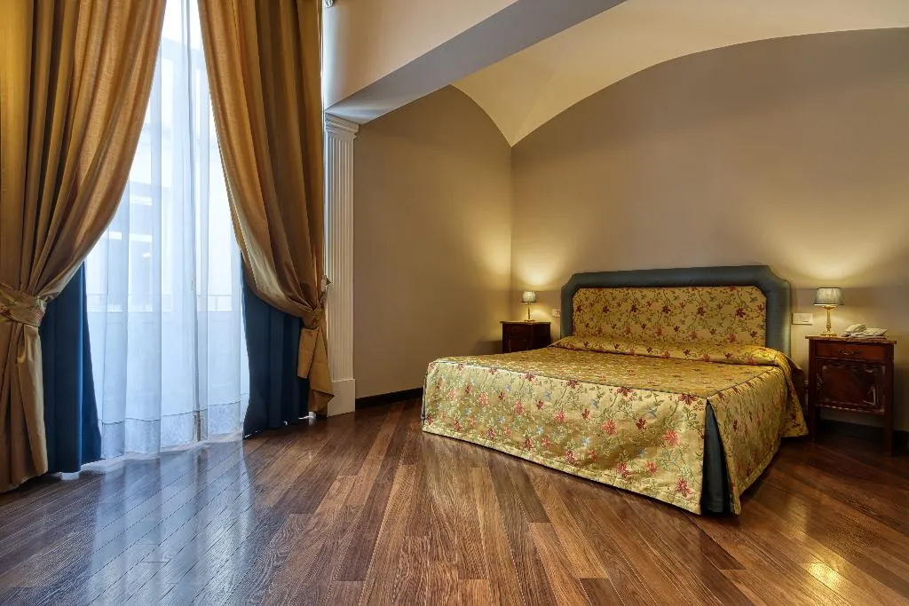 Double or Twin SUPERIOR Room, Decumani Hotel de Charme, Naples