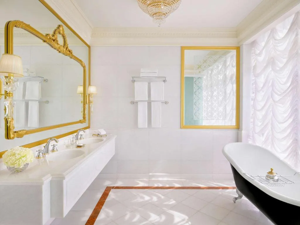 Room, Raffles The Palm Dubai, Dubai
