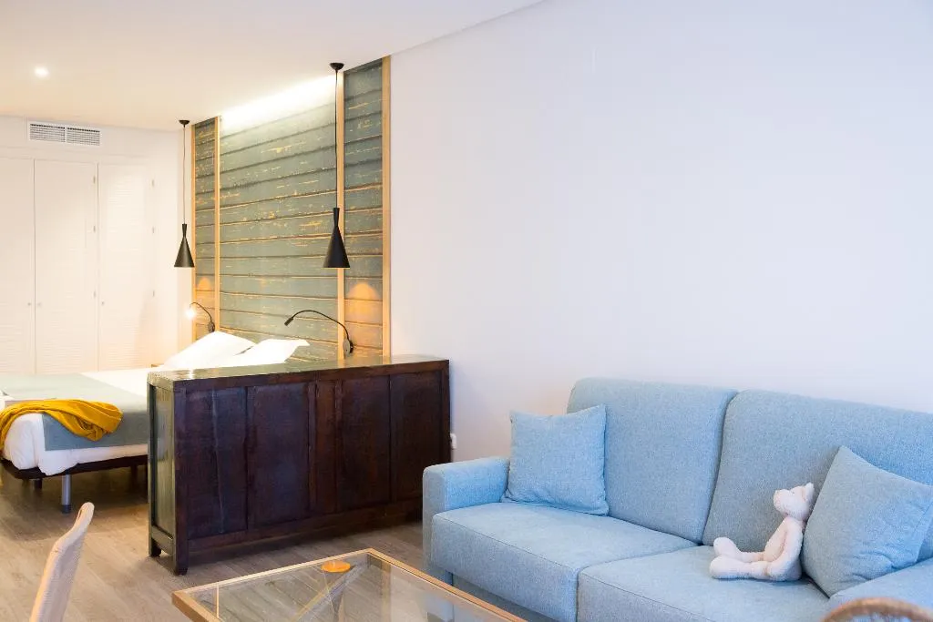 STUDIO CAPACITY 3 Room, Playa de la Luz, Costa De La Luz