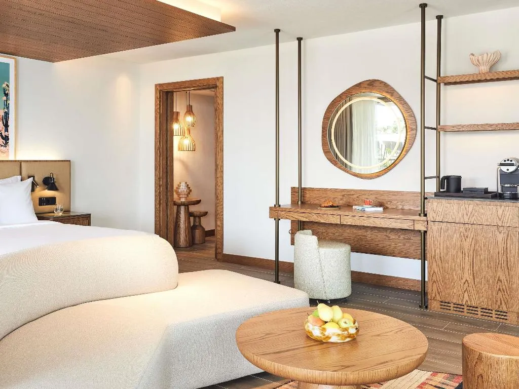 SUITE POOL VIEW KING BED Room, Hyde Bodrum ALL INCLUSIVE, Bodrum