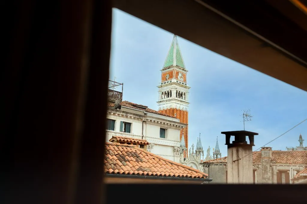 SUITE STANDARD Room, All'Angelo Art Hotel, Venice
