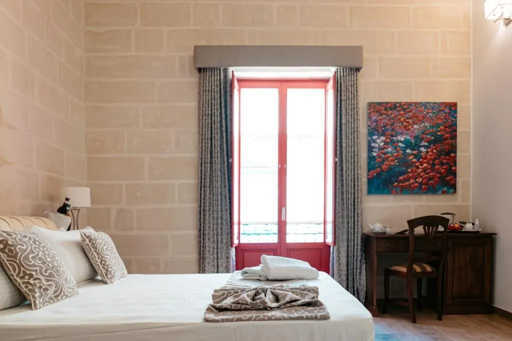 JUNIOR SUITE STANDARD Room, Palazzo Violetta, Malta