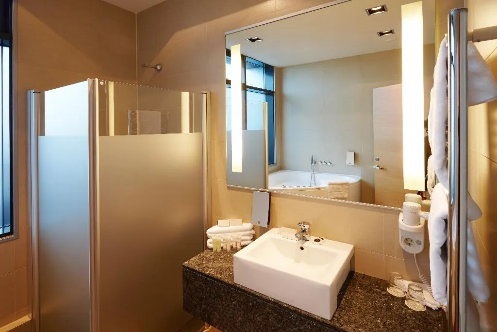 SUITE STANDARD Room, Grand Hotel Reykjavik, Reykjavik