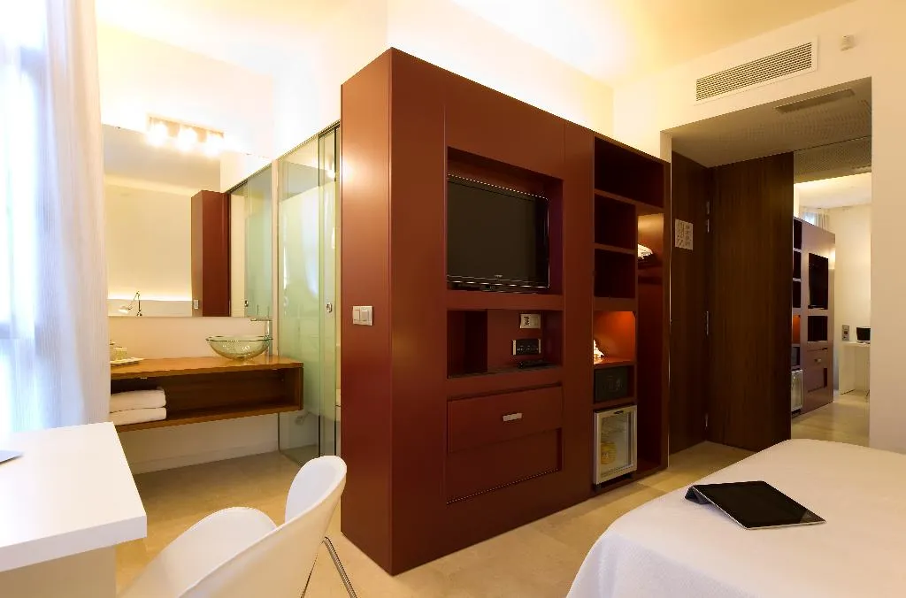 DOUBLE SINGLE USE STANDARD Room, Palladium, Majorca