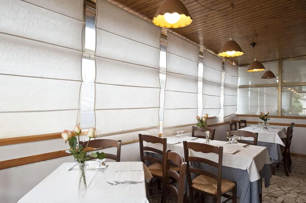 Restaurant, Hotel 4 Pini, Rome