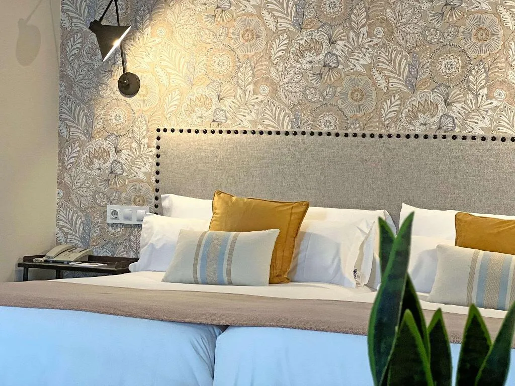 Room, Itaca Sevilla, Seville