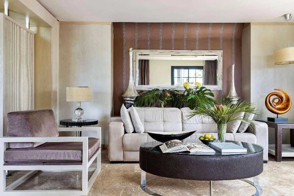 FAMILY ROOM STANDARD Room, Gran Melia Palacio de Isora, Tenerife
