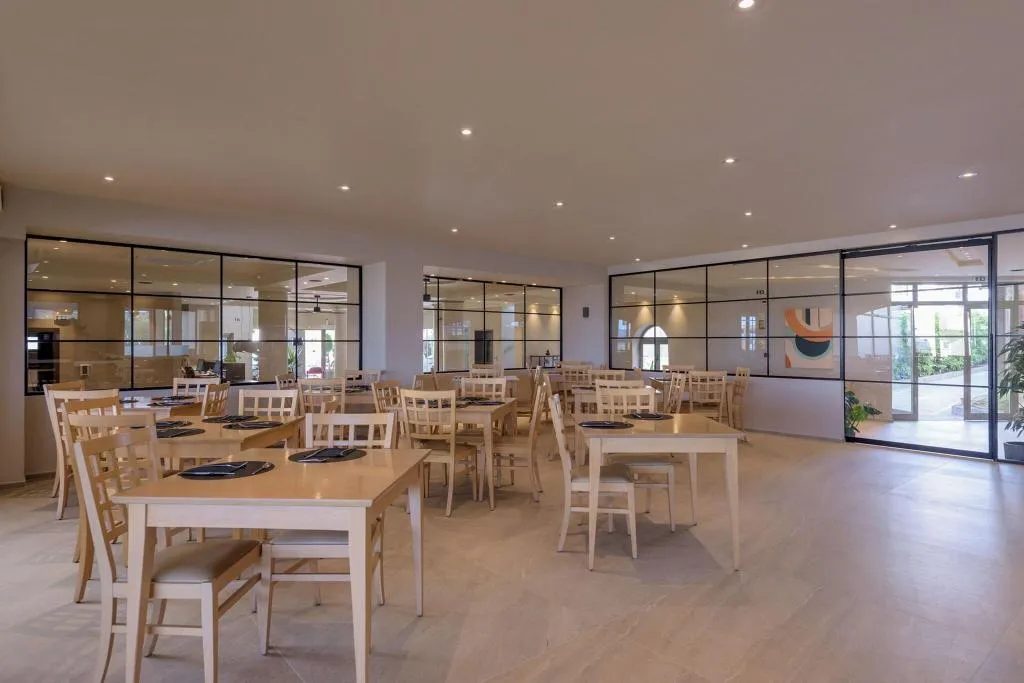 Restaurant, Neptuno Beach Hotel, Crete