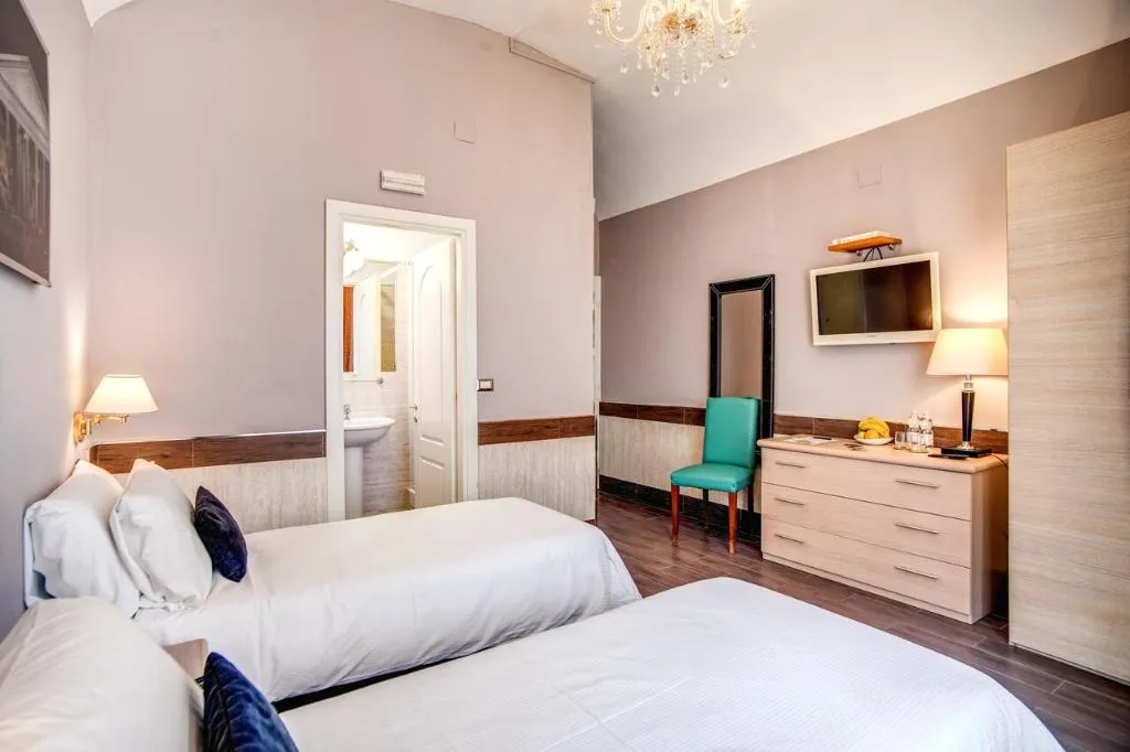 Room, San Valentino, Rome