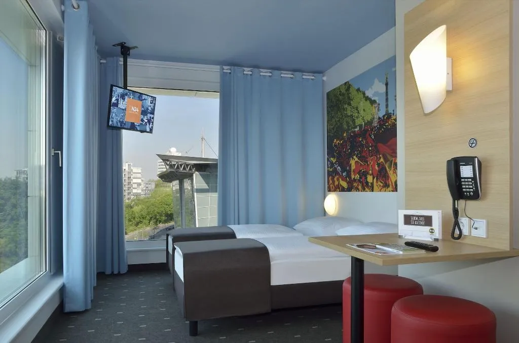 TWIN STANDARD Room, B&B Hotel Berlin-Tiergarten, Berlin