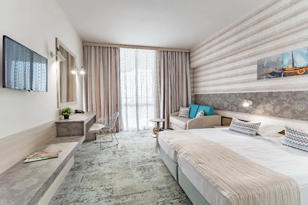 DOUBLE DELUXE Room, HI Hotels Imperial Resort – All Inclusive, Bourgas