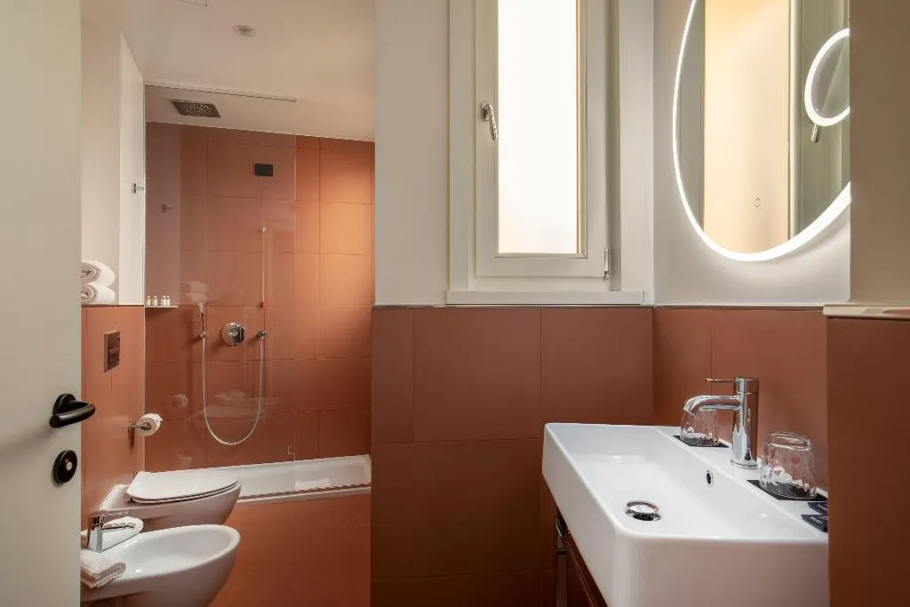 DOUBLE CLASSIC Room, 9 Hotel Cesari, Rome