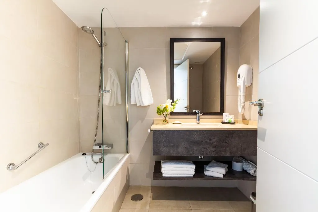 APARTMENT TWO BEDROOMS Room, Ramada Hotel & Suites By Wyndham Costa Del Sol, Costa Del Sol