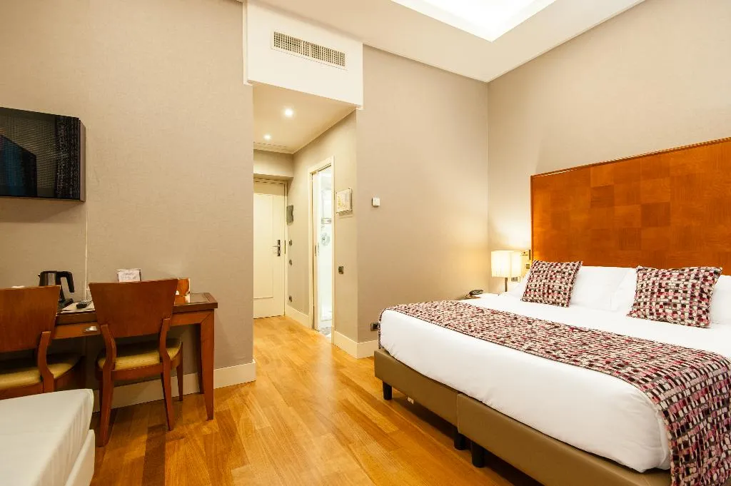 TRIPLE STANDARD Room, Delle Nazioni, Rome