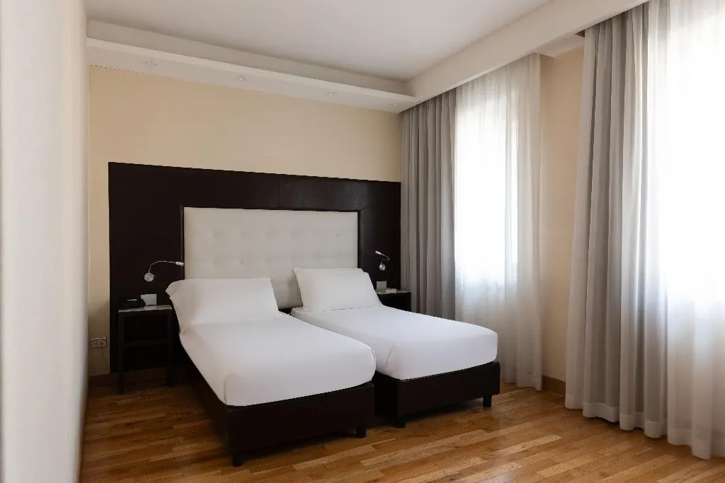 Double or Twin STANDARD Room, Royal Caserta Hotel, Naples