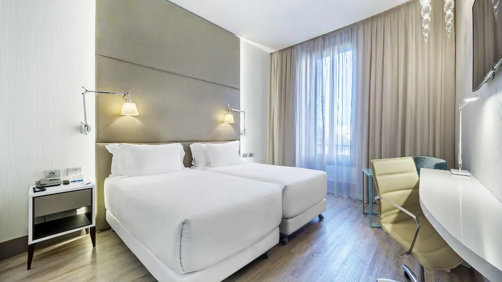 DOUBLE SUPERIOR Room, NH Collection Milano Touring, Milan