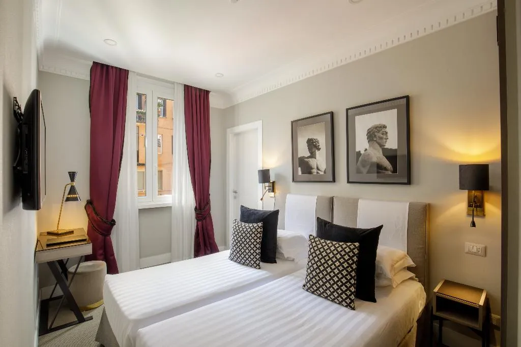 DOUBLE STANDARD Room, Condotti Boutique Hotel, Rome
