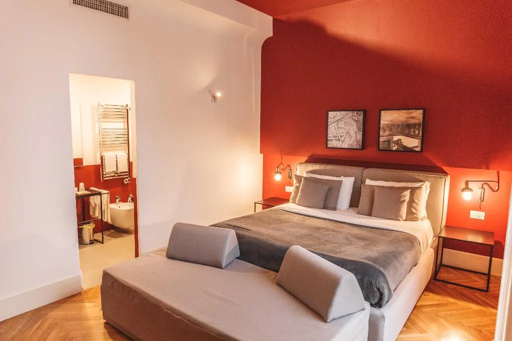 DOUBLE DELUXE Room, Relais Della Porta, Naples