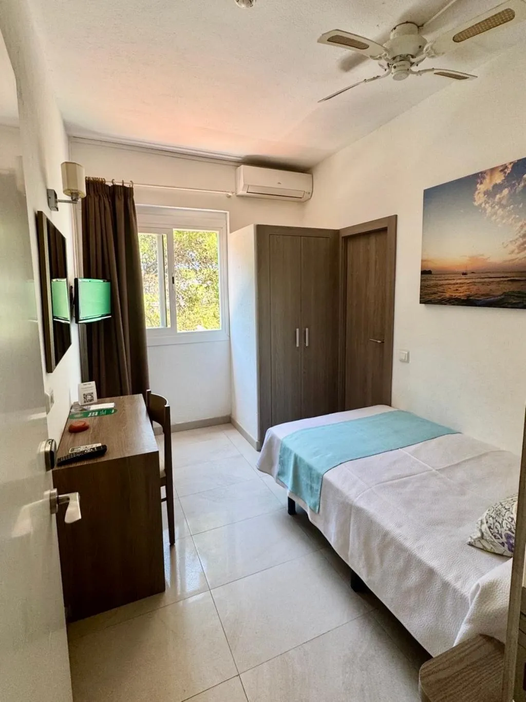 SINGLE STANDARD Room, Tagomago, Ibiza