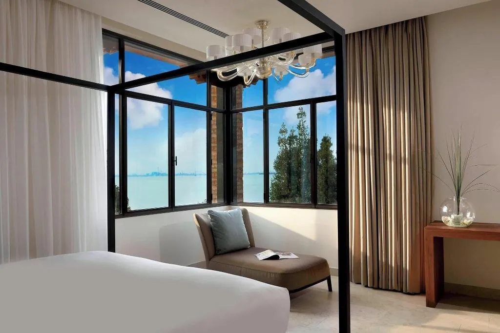Room, JW Venice, Venice