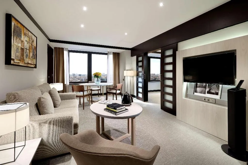 SUITE STANDARD Room, Melia Barcelona Sarria, Barcelona