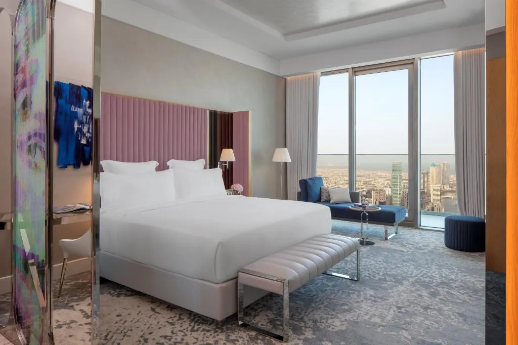 SUITE WITH BALCONY Room, SLS Dubai Hotel & Residences, Dubai