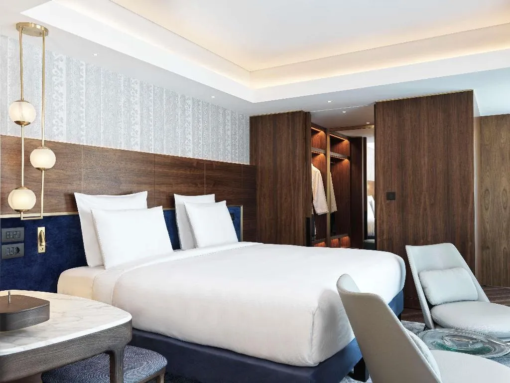 SUITE STANDARD Room, Athens Capital Center Hotel-MGallery, Athens