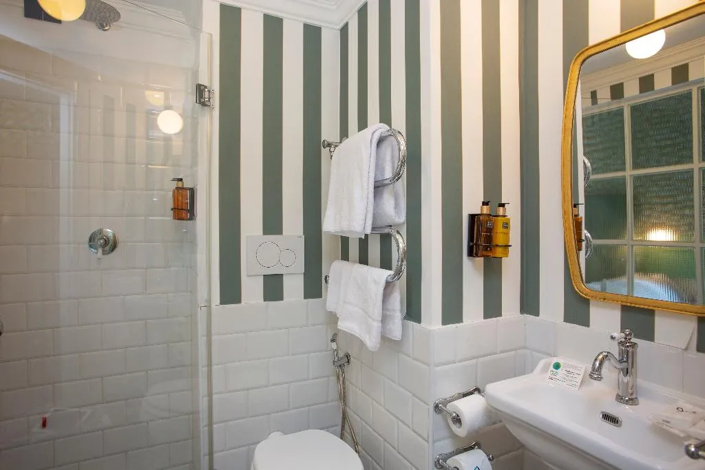 SINGLE STANDARD Room, Casual Eclettico Milano, Milan