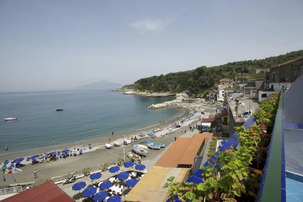 General view, Baia Di Puolo, Naples