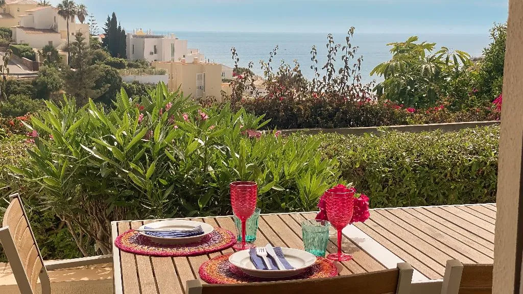 APARTMENT SEA VIEW TWO BEDROOMS Room, Monte Dourado, Algarve