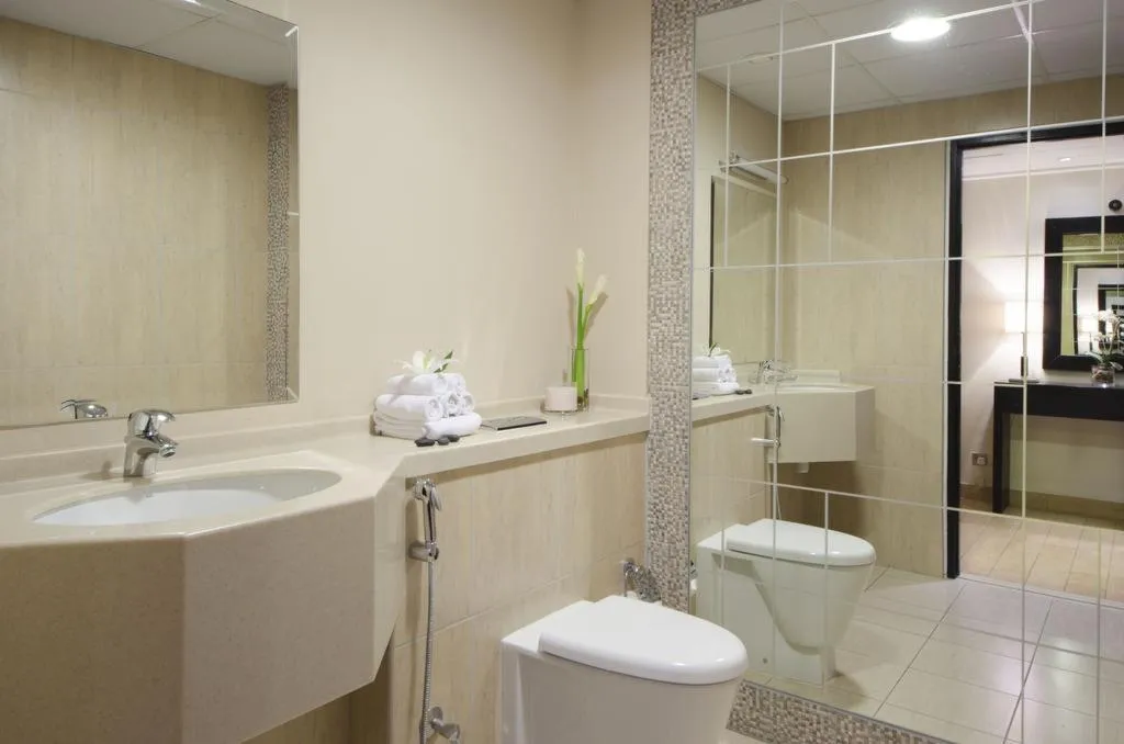 APARTMENT EXECUTIVE KING BED Room, The Apartments Dubai World Trade Centre, Dubai