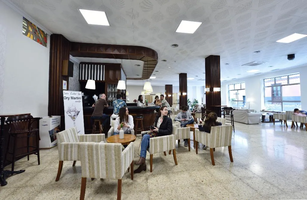 Bar, Marte, Tenerife