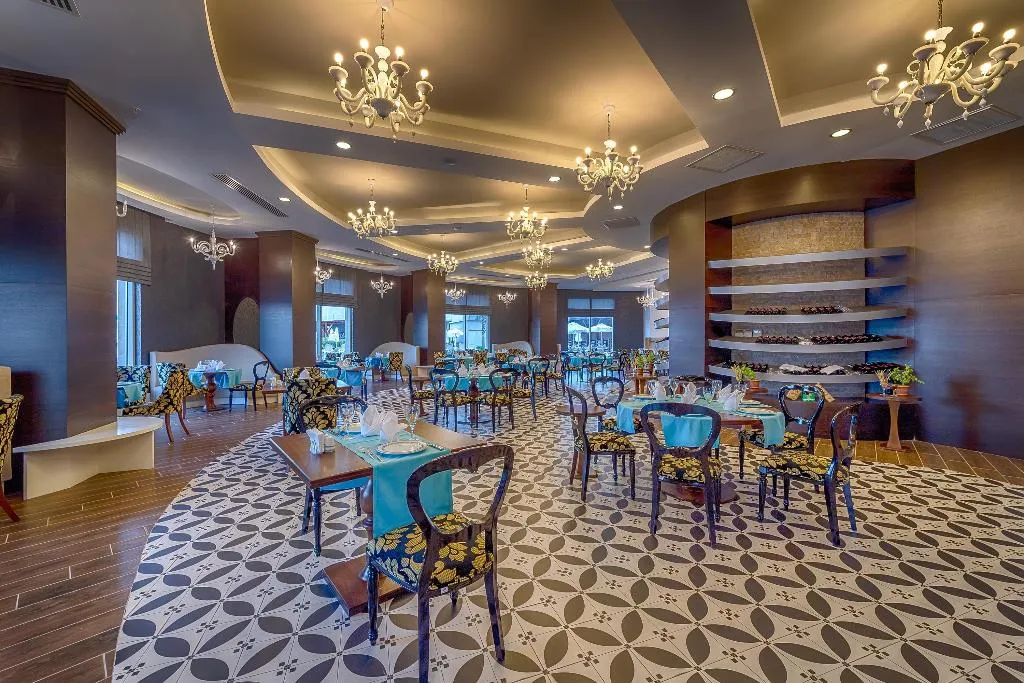 Restaurant, Kirman Belazur Resort & Spa, Antalya