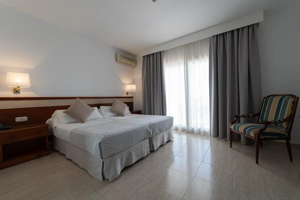 DOUBLE CLASSIC OCEAN FRONT Room, Hotel Piedra Paloma, Costa Del Sol