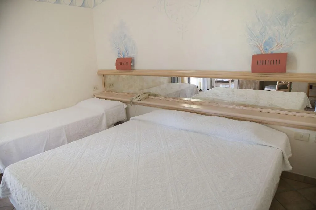 TRIPLE STANDARD Room, Sant Elmo Beach, Cagliari