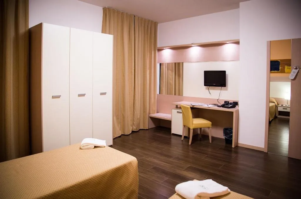 Room, Groane Hotel Residence, Milan