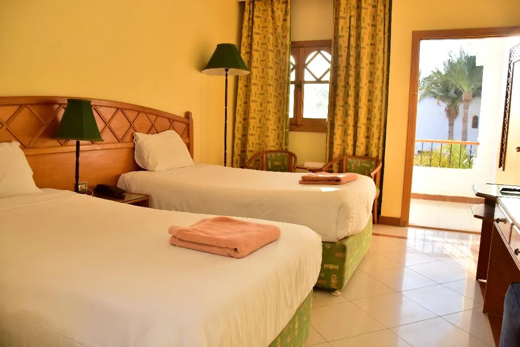 DOUBLE POOL VIEW Room, Dive Inn Resort, Red Sea Riviera
