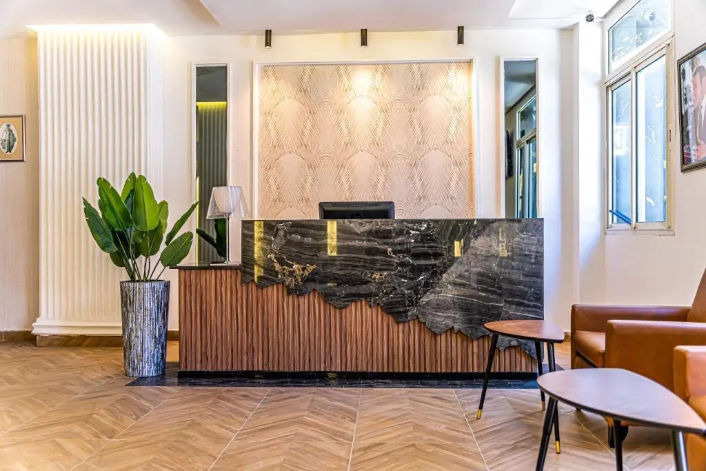 General view, Les Ambassadeurs, Casablanca