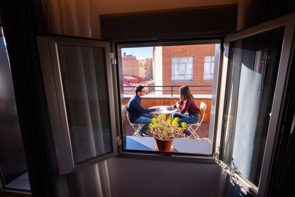 TWIN WITH TERRACE Room, Far Home Bernabeu, Madrid