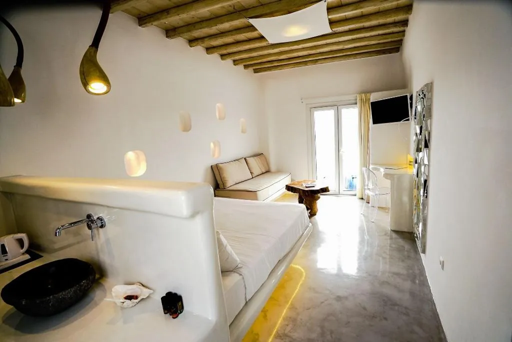 Room, Flaskos Suites, Mykonos