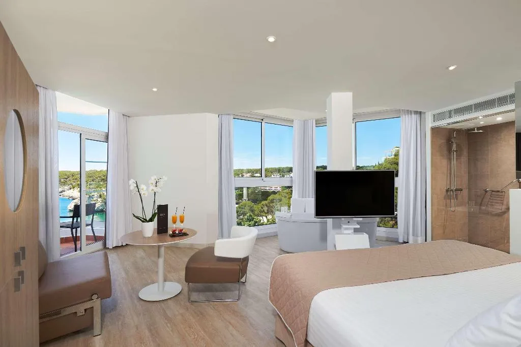 Room, Meliá Cala Galdana, Menorca
