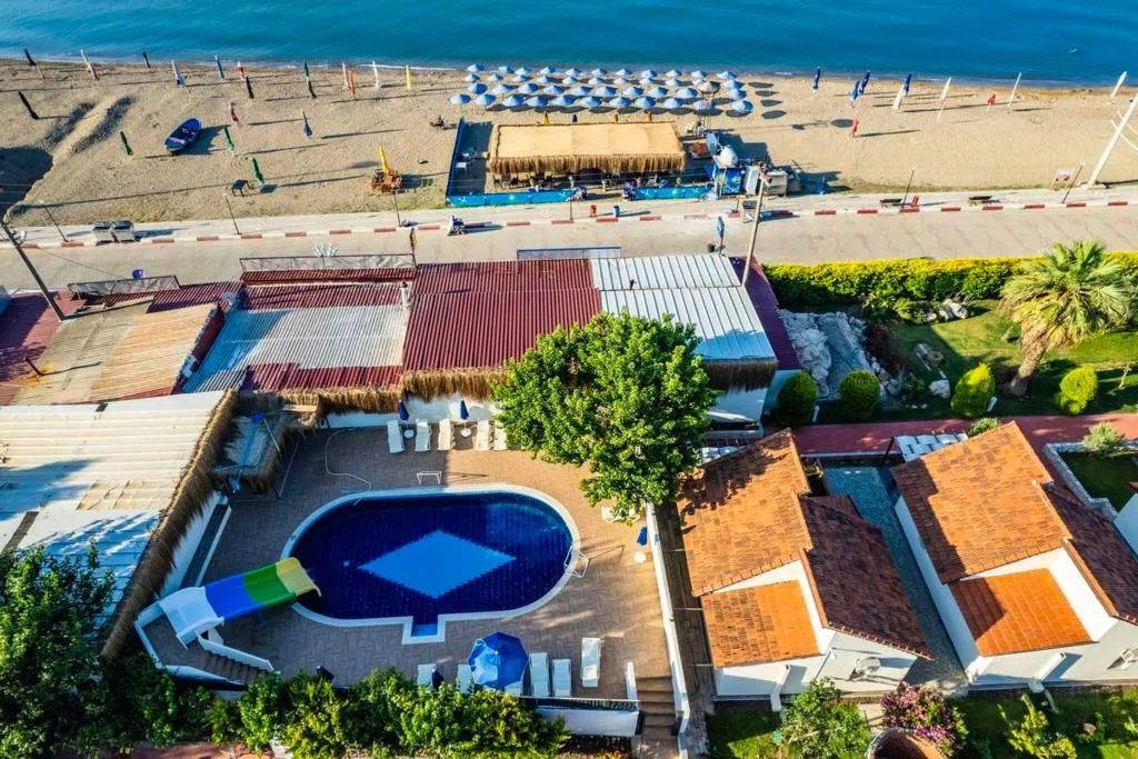 General view, Club Sideris, Izmir