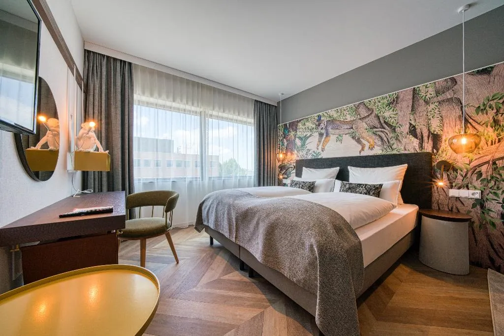 DOUBLE COMFORT Room, Vienna House Easy by Wyndham Amsterdam Airport, Amsterdam