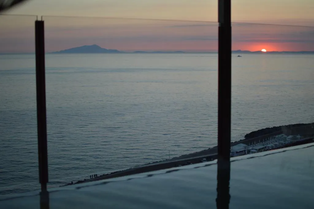 Pool, Laqua by the Sea, Naples