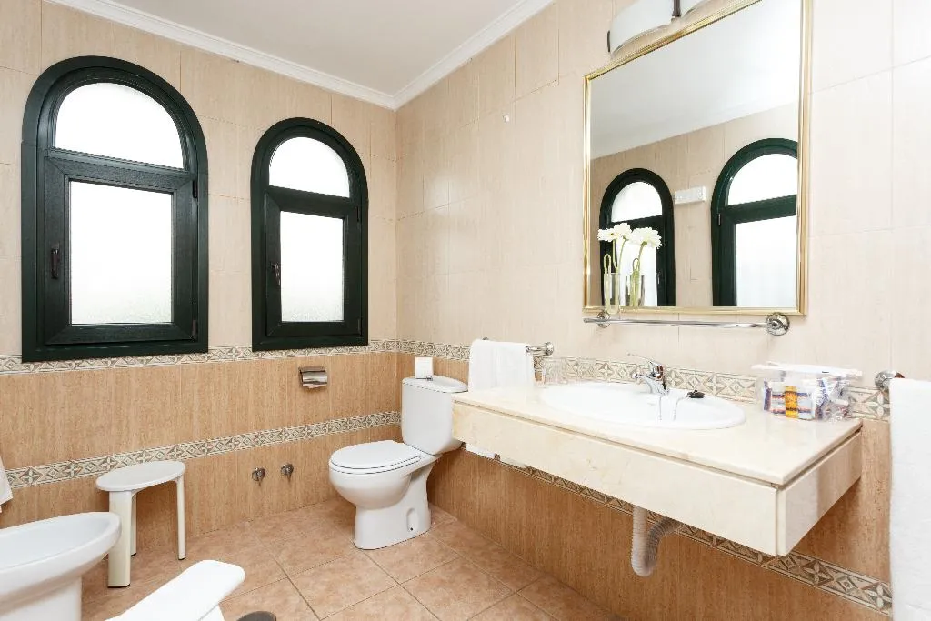 Room, Globales Pueblo Andaluz, Costa Del Sol